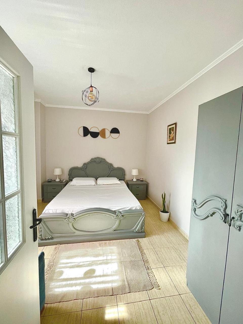Flex Apartment Tirana Bagian luar foto