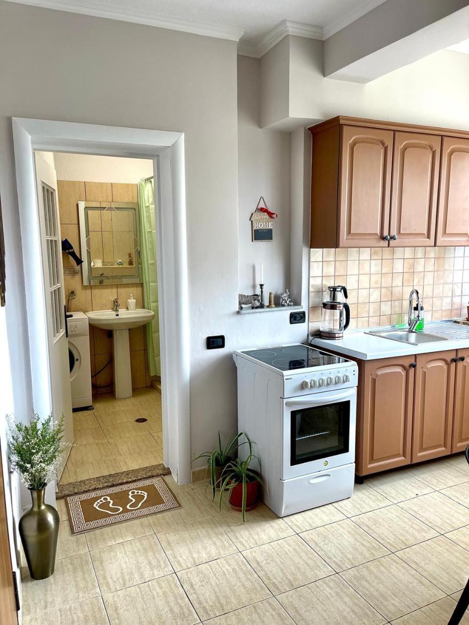 Flex Apartment Tirana Bagian luar foto