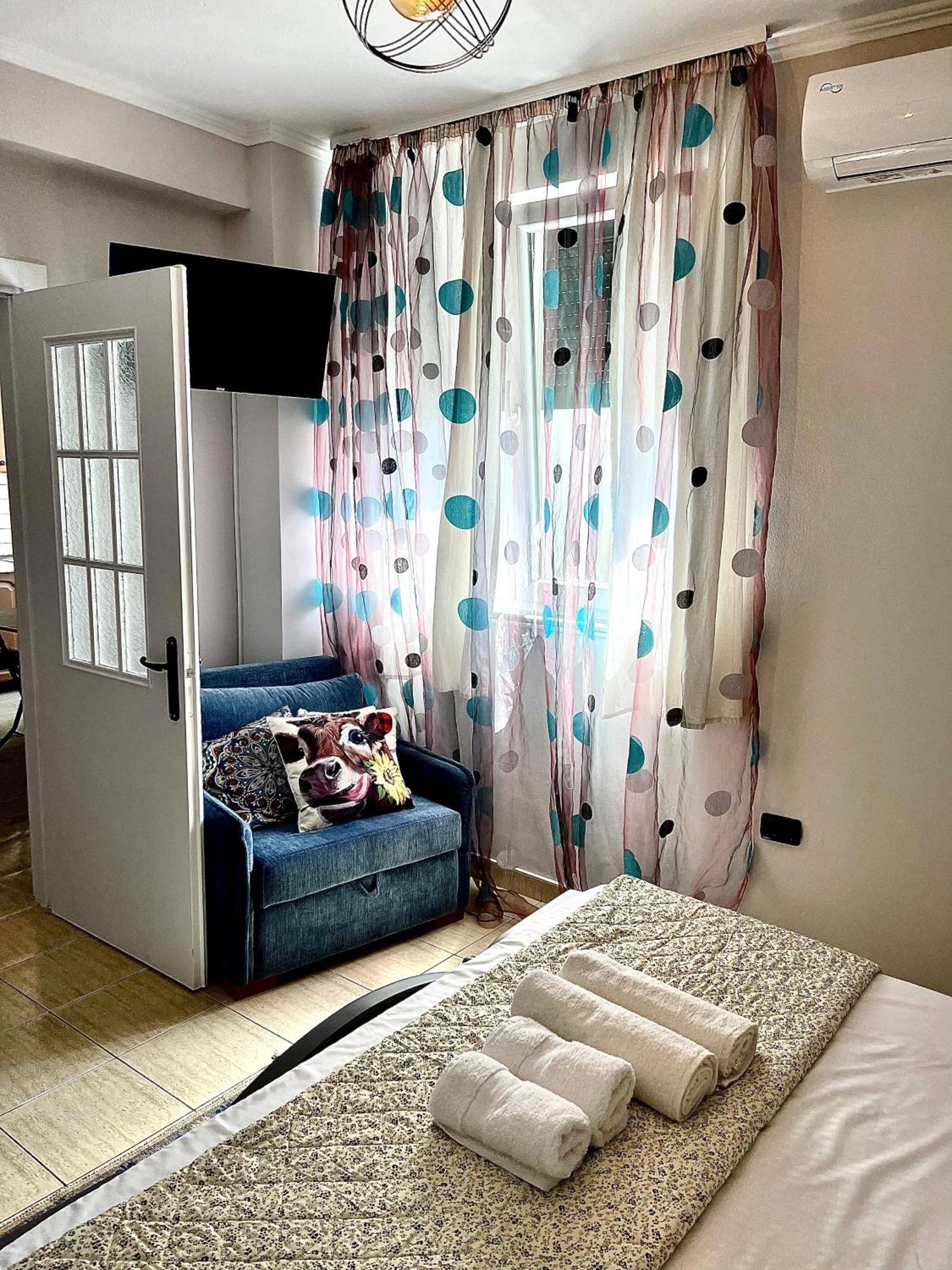 Flex Apartment Tirana Bagian luar foto